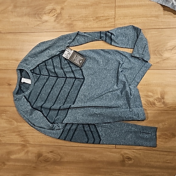 oiselle Tops - Last Call - Oiselle Birds of a Feather Long Sleeve Medium Juniper NWT